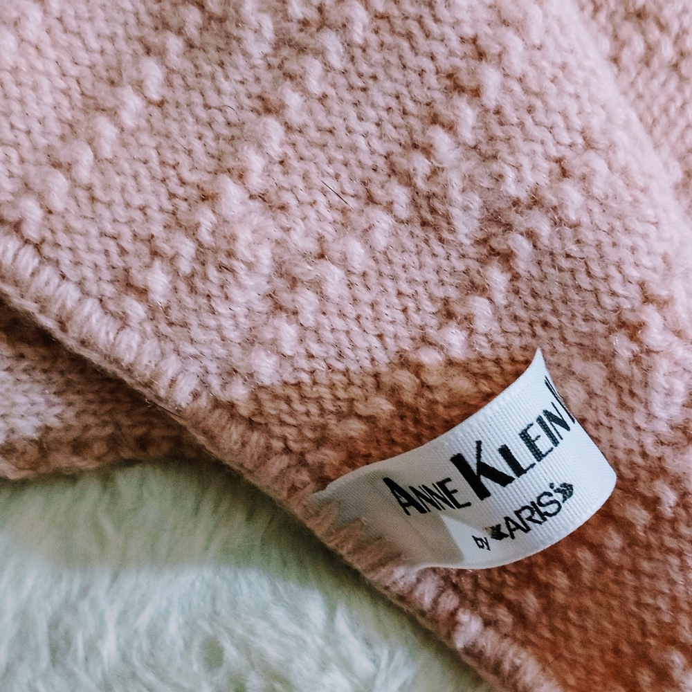 Anne Klein Soft Pink Textured Cable knit Scarf